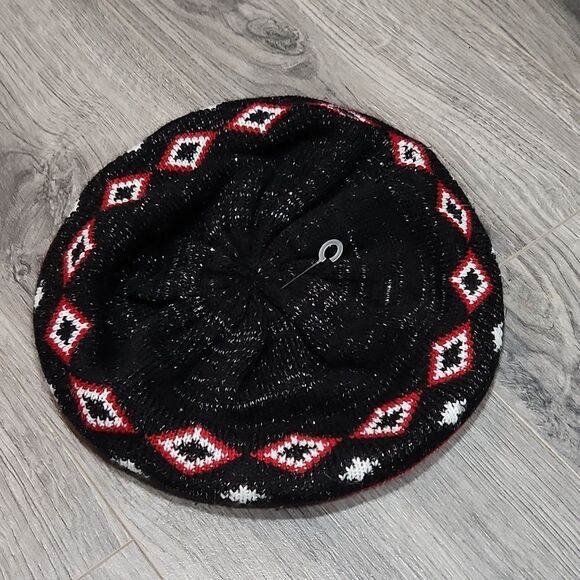 GUC Blk/Red/White/Gray/& Silver Sweater Barret Beanie Hat - Picture 2 of 5